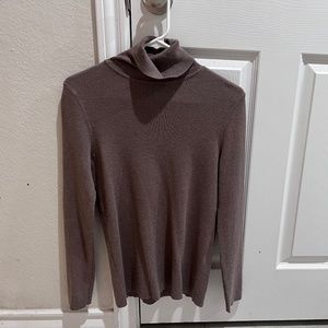 Chicos size 0 turtle neck sweater